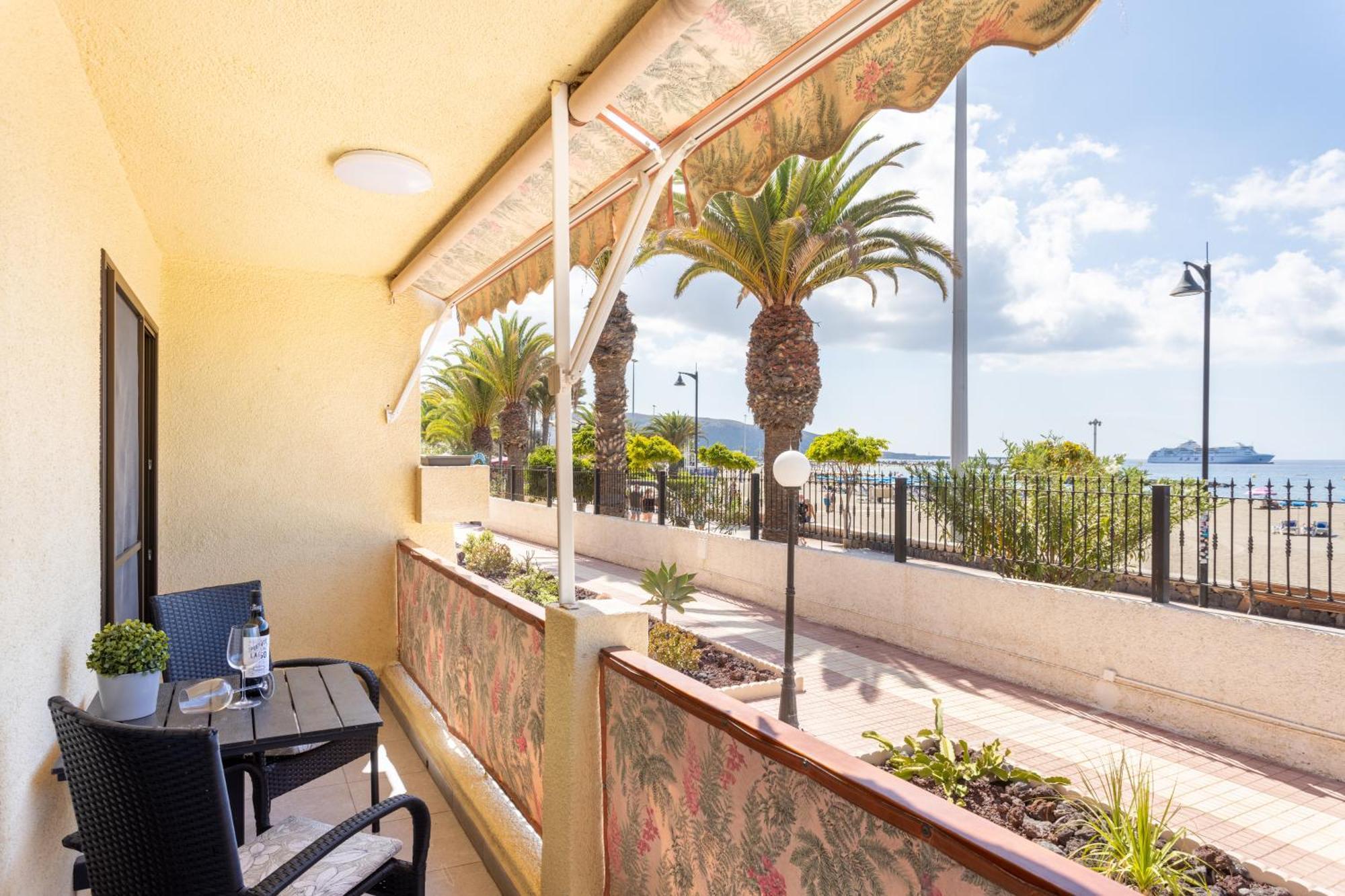 לוס כריסטיאנוס Frontline Playa Las Vistas With Pool, Parking, Sea מראה חיצוני תמונה