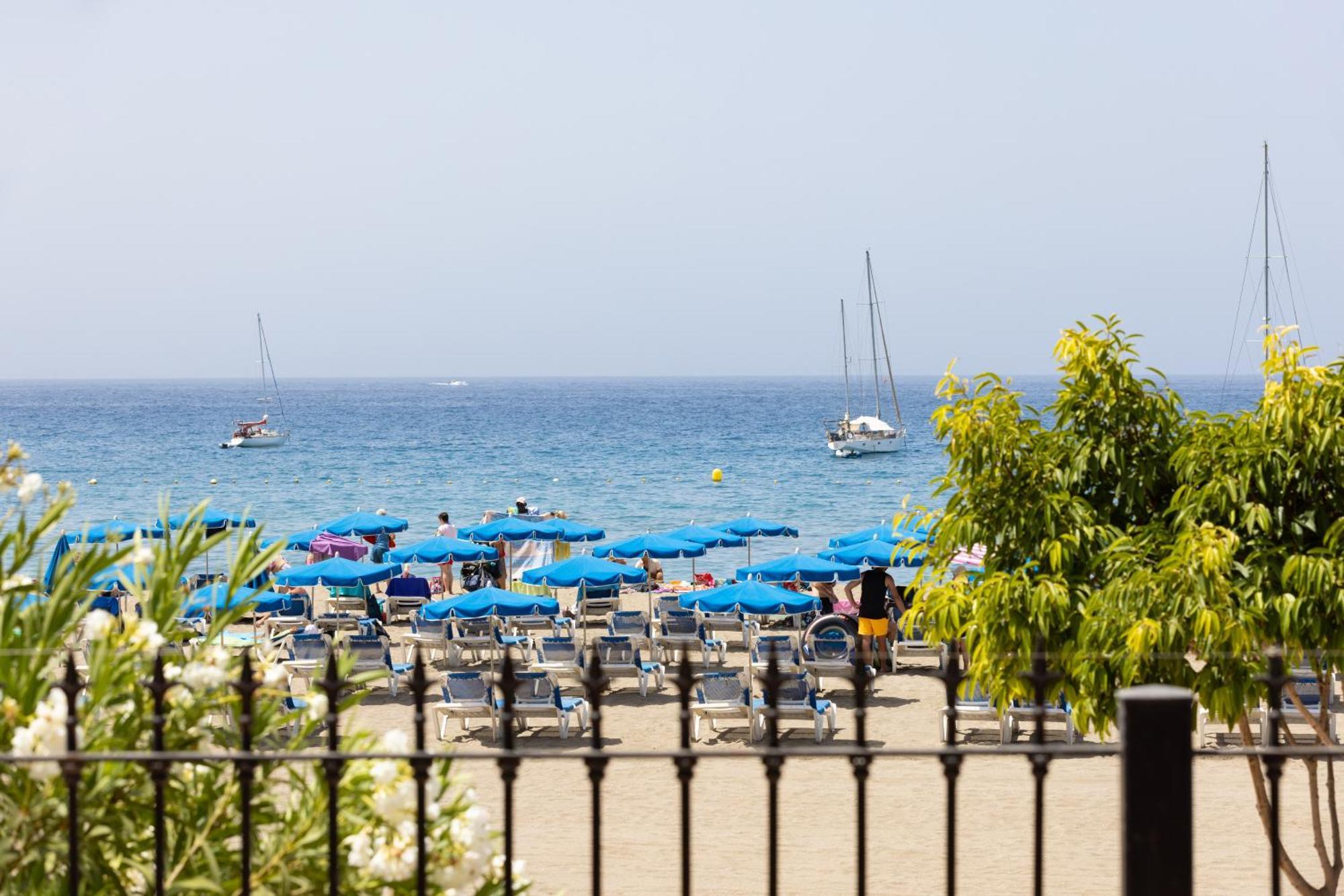 לוס כריסטיאנוס Frontline Playa Las Vistas With Pool, Parking, Sea מראה חיצוני תמונה